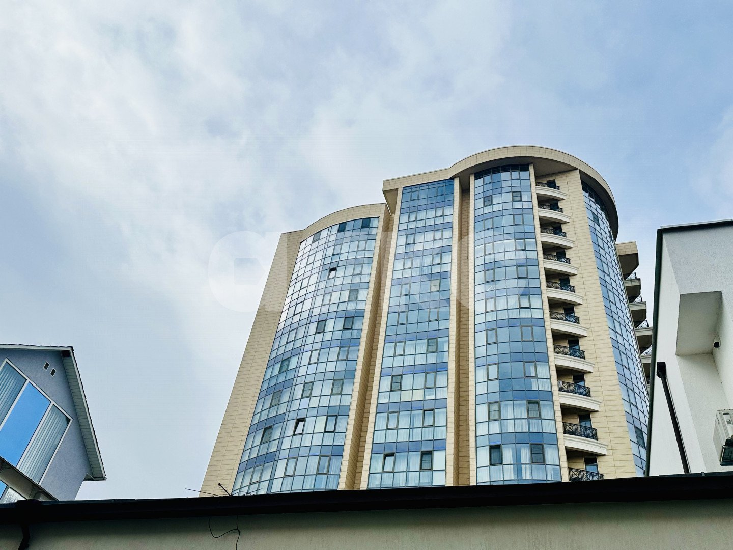 Фото №25: 1-комнатная квартира 63 м² - Сочи, р. Центральный, ул. Парковая, 5