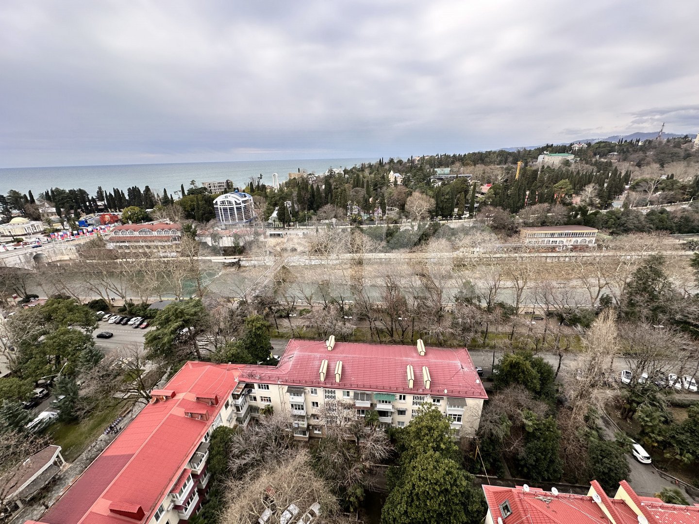 Фото №23: 1-комнатная квартира 63 м² - Сочи, р. Центральный, ул. Парковая, 5