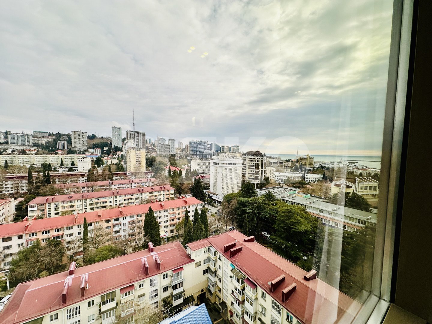 Фото №26: 1-комнатная квартира 63 м² - Сочи, р. Центральный, ул. Парковая, 5