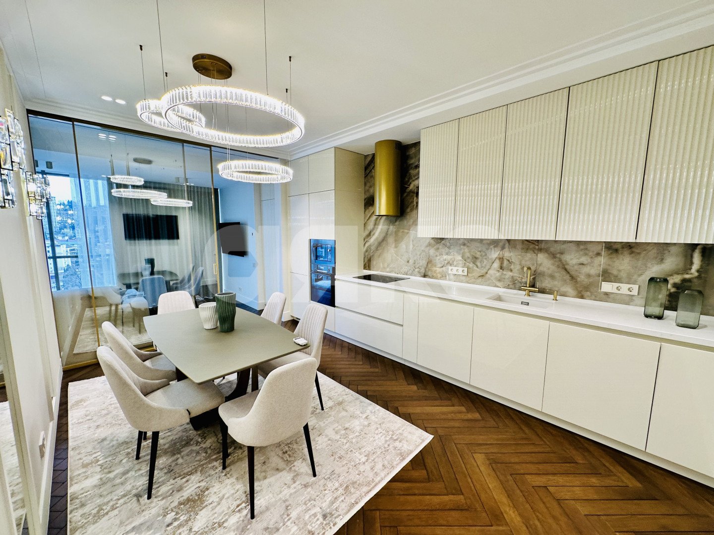 Фото №6: 1-комнатная квартира 63 м² - Сочи, р. Центральный, ул. Парковая, 5