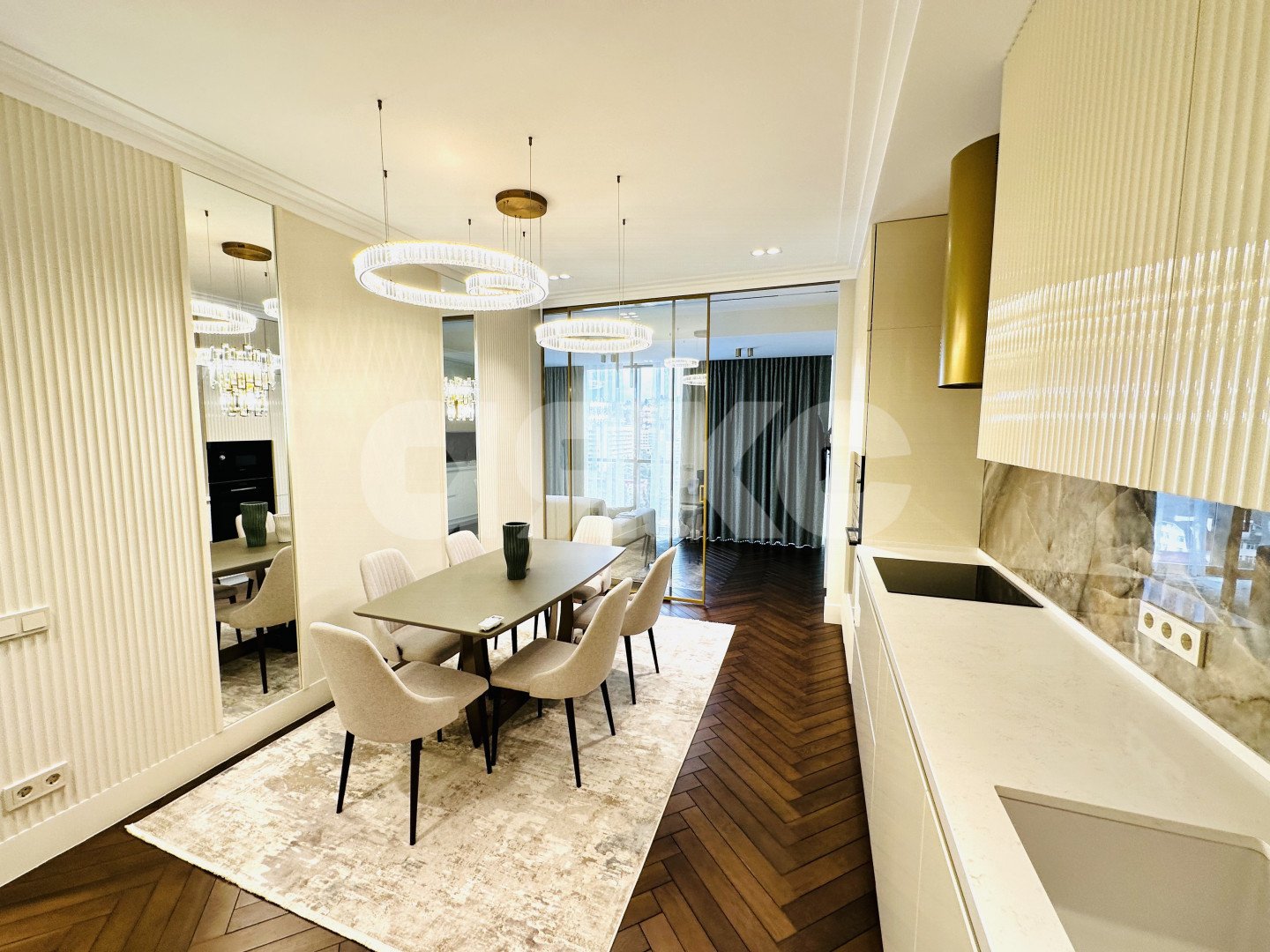 Фото №2: 1-комнатная квартира 63 м² - Сочи, р. Центральный, ул. Парковая, 5